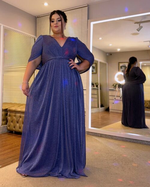 Vestido de Festa Plus Size Azul Marinho Capa Xale, Tecido Brilho.