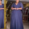Vestido de Festa Plus Size Azul Marinho Capa Xale, Tecido Brilho.