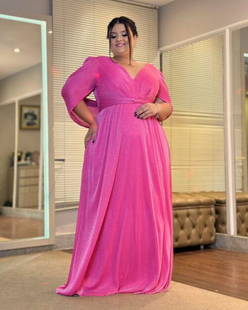 Vestido de Festa Plus Size, pink, capa xale, tecido brilho.