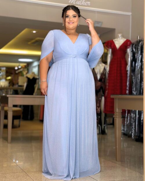 Vestido de Festa Plus Size Azul Serenity Capa Xale, Tecido Brilho.