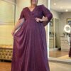 Vestido de Festa Plus Size Marsala Capa Xale, Tecido Brilho.